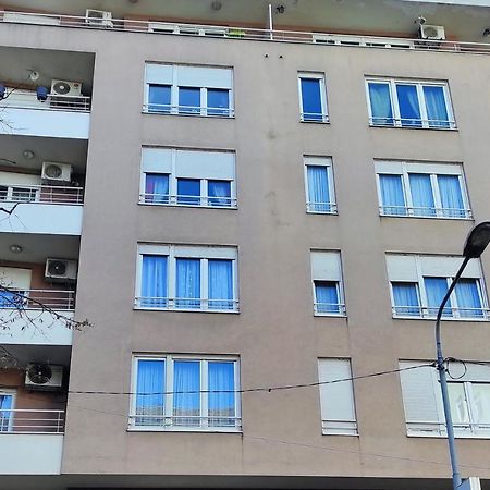 Apartman Jevrejska Banja Luka Bagian luar foto
