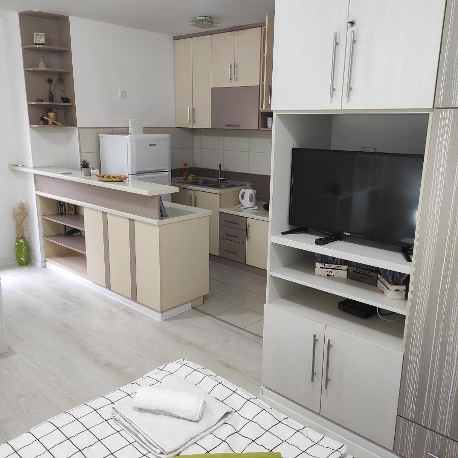 Apartman Jevrejska Banja Luka Bagian luar foto